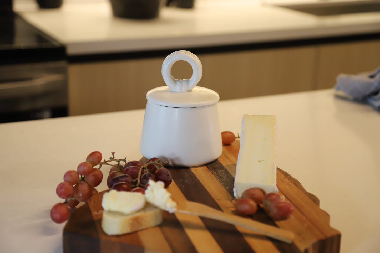 The 554 Butter Crock in Snow