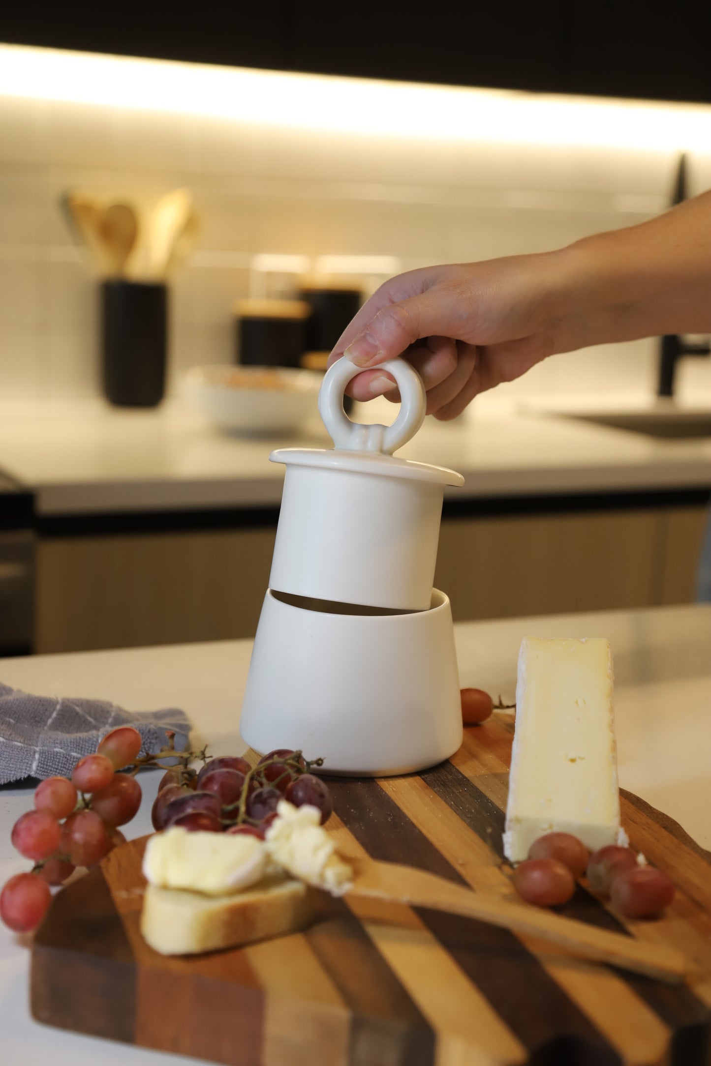 The 554 Butter Crock in Snow