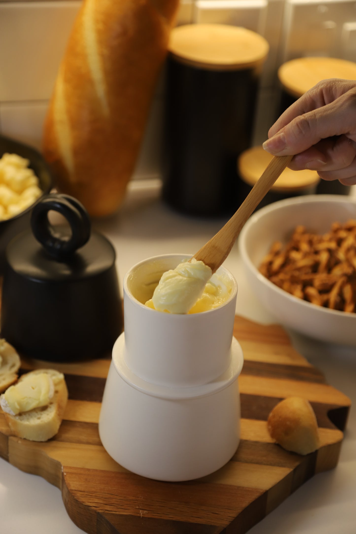 The 554 Butter Crock in Snow