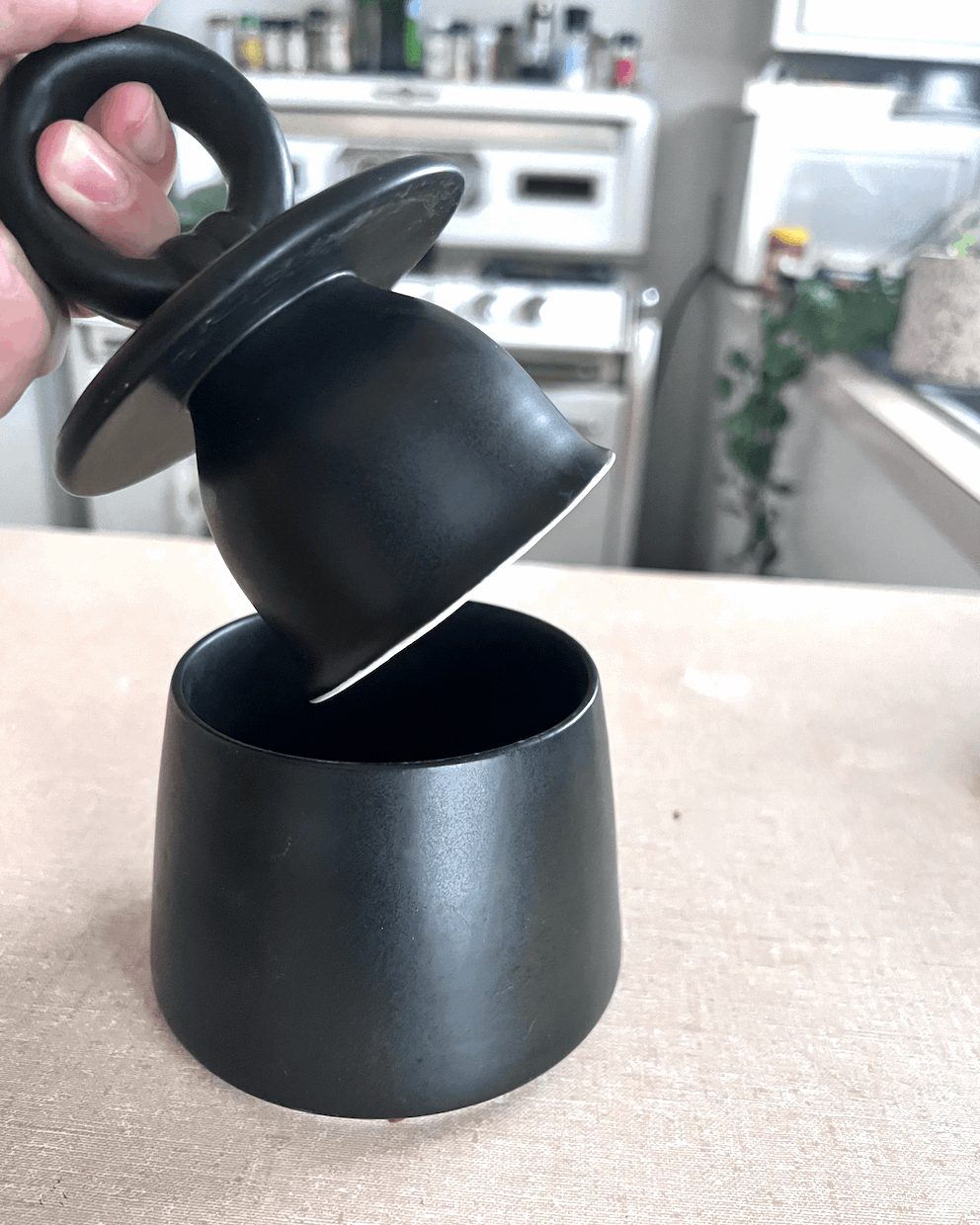 The 554 Butter Bell in Jet