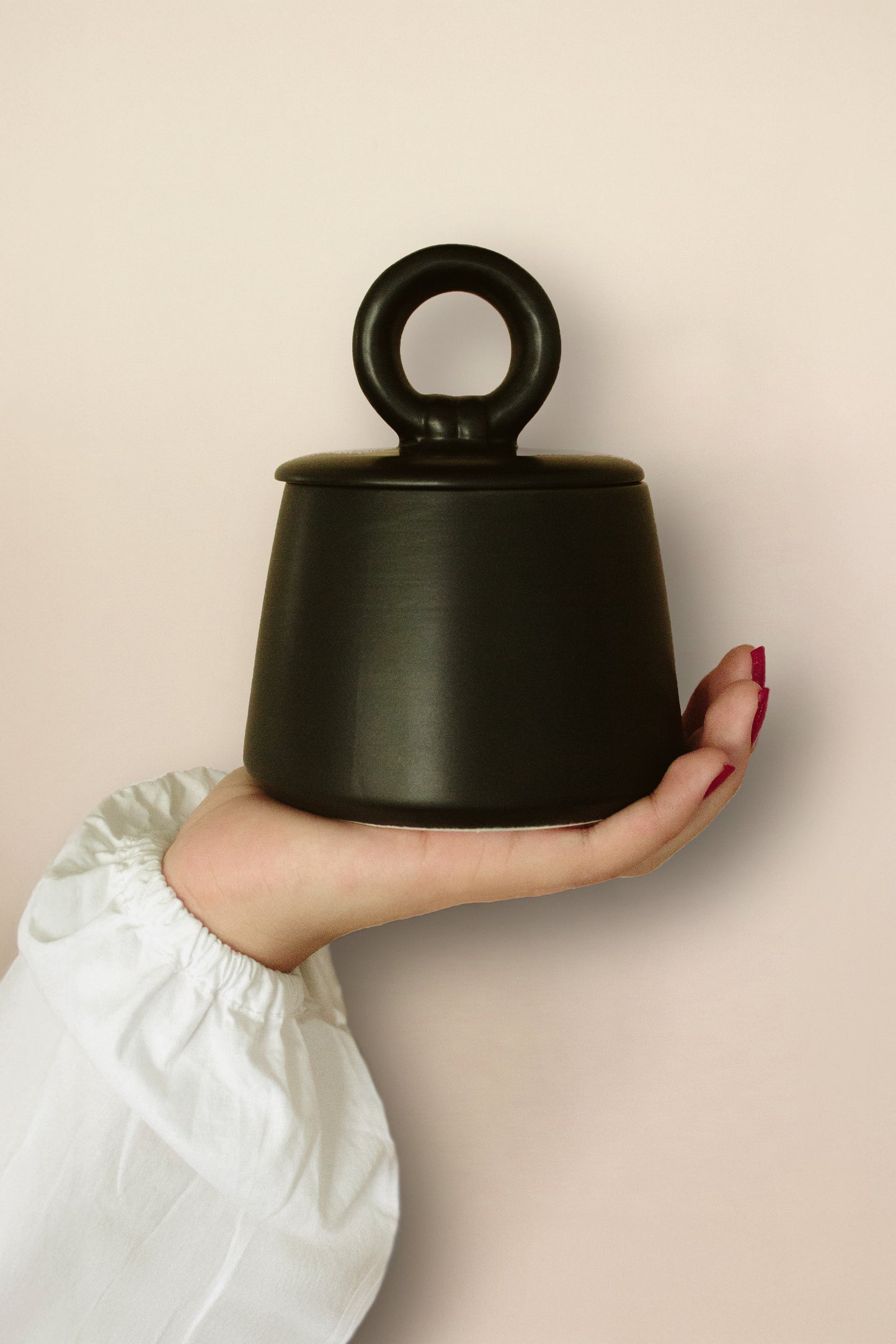 The 554 Butter Crock in Jet